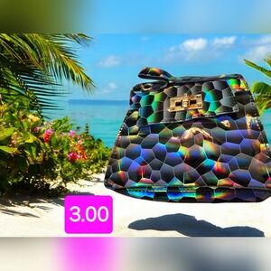 Small shiny purse black